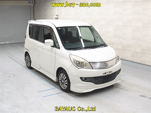 SUZUKI SOLIO 2011