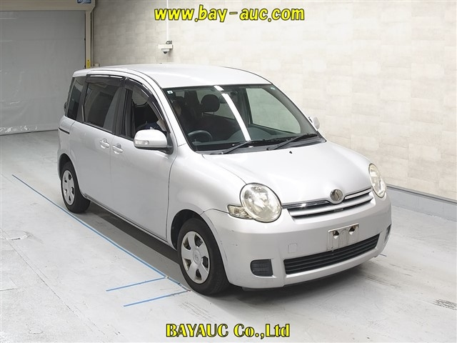 TOYOTA SIENTA 2009