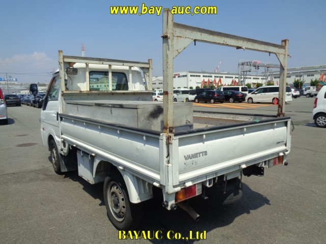 NISSAN VANETTE TRUCK 2009