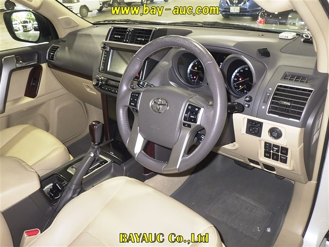 TOYOTA LAND CRUISER PRADO 2015
