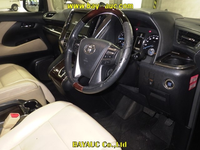 TOYOTA ALPHARD 2016