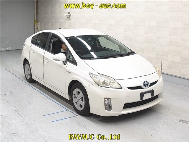 TOYOTA PRIUS 2010