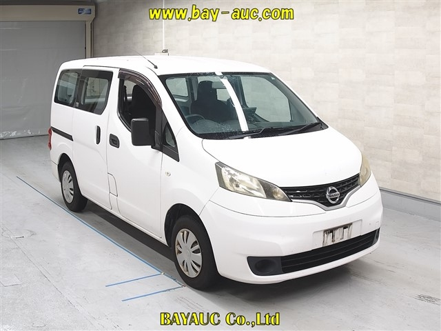 NISSAN NV200 2014