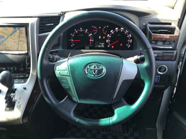 TOYOTA VELLFIRE 2012