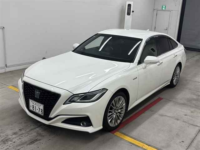 TOYOTA CROWN 2020