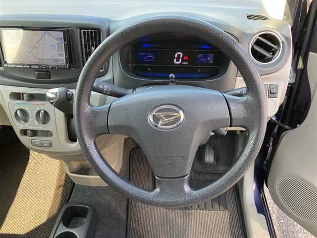 DAIHATSU MIRA E S 2013