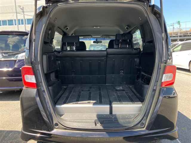 HONDA FREED 2010