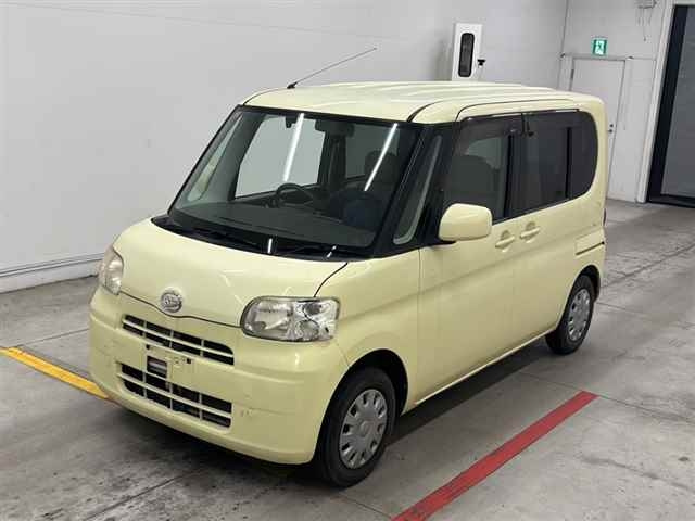 DAIHATSU TANTO 2008