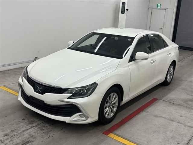 TOYOTA MARK X 2019