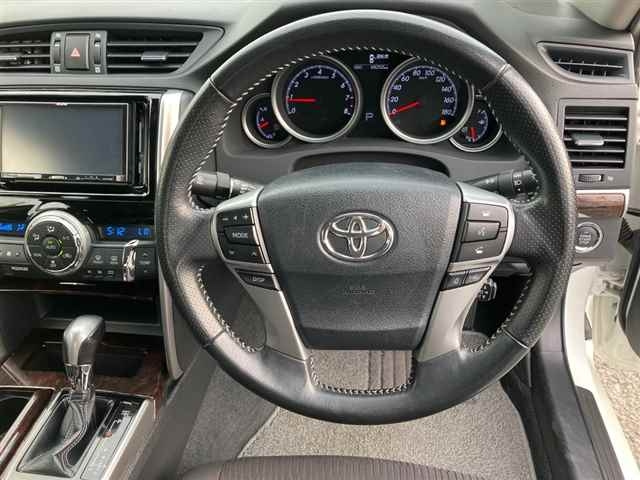 TOYOTA MARK X 2019