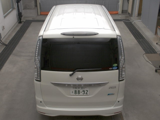 NISSAN SERENA 2015