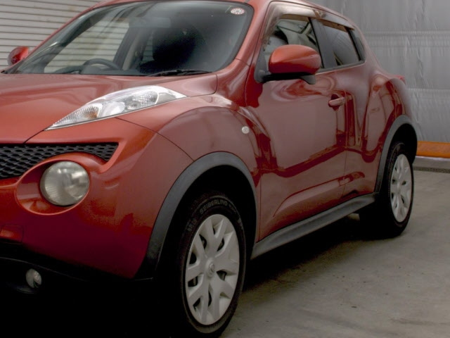 NISSAN JUKE 2010