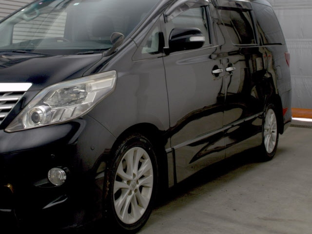TOYOTA ALPHARD 2008