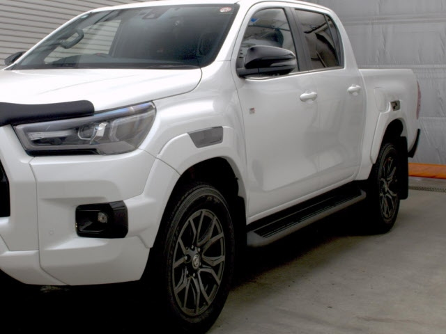 TOYOTA HILUX 2024