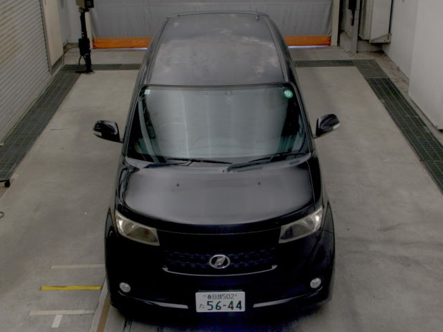 TOYOTA BB 2010