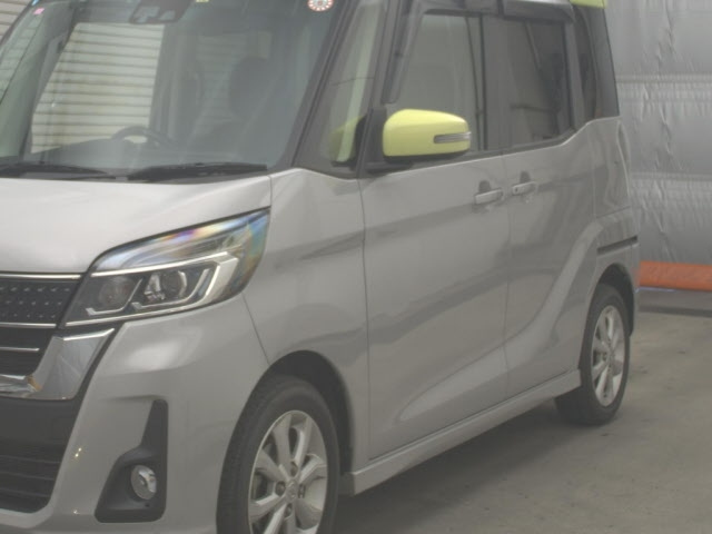 NISSAN DAYZ ROOX 2017