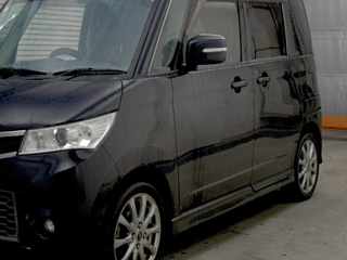 NISSAN ROOX 2012