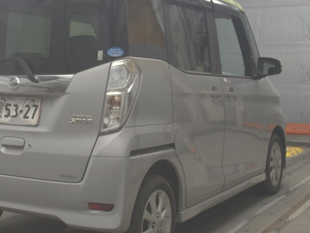 NISSAN DAYZ ROOX 2017