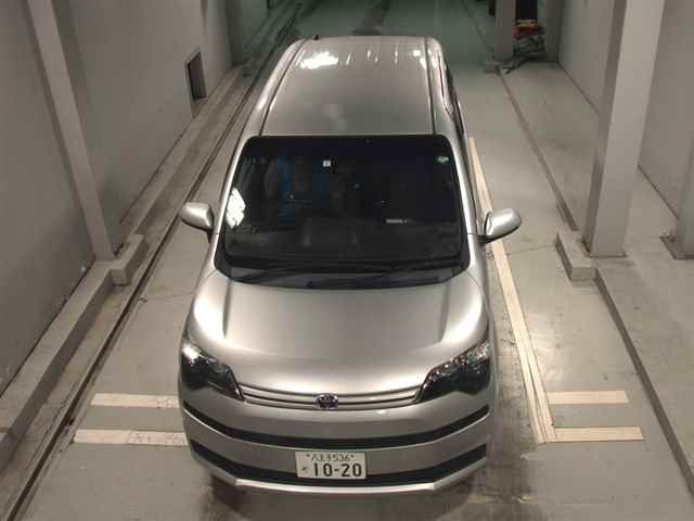 TOYOTA SPADE 2017