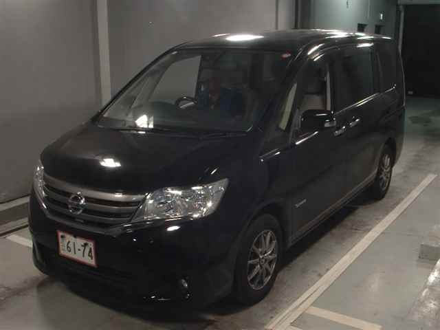 NISSAN SERENA 2013