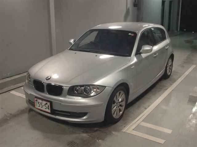 BMW 1 SERIES 2010
