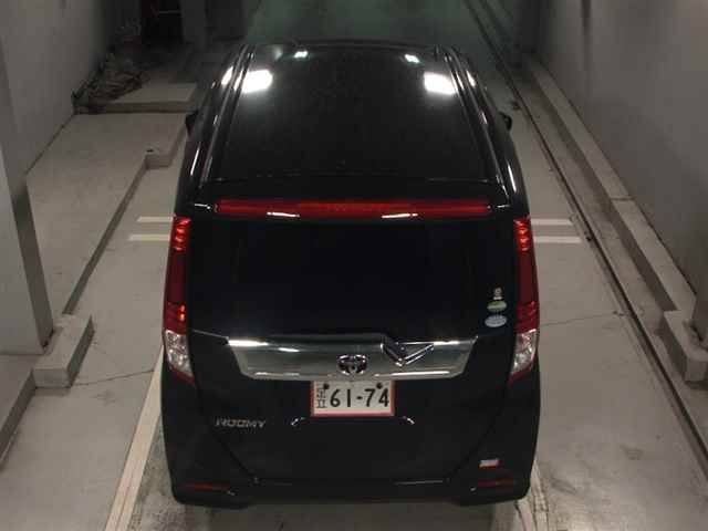 TOYOTA ROOMY 2016