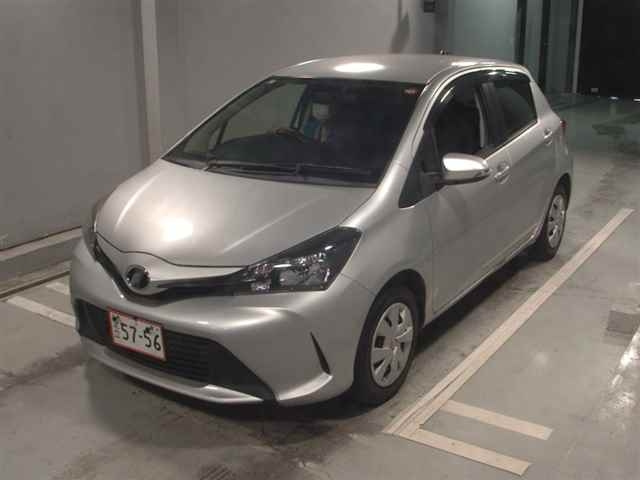 TOYOTA VITZ 2014