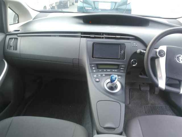 TOYOTA PRIUS 2010