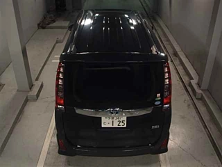 TOYOTA NOAH 2016