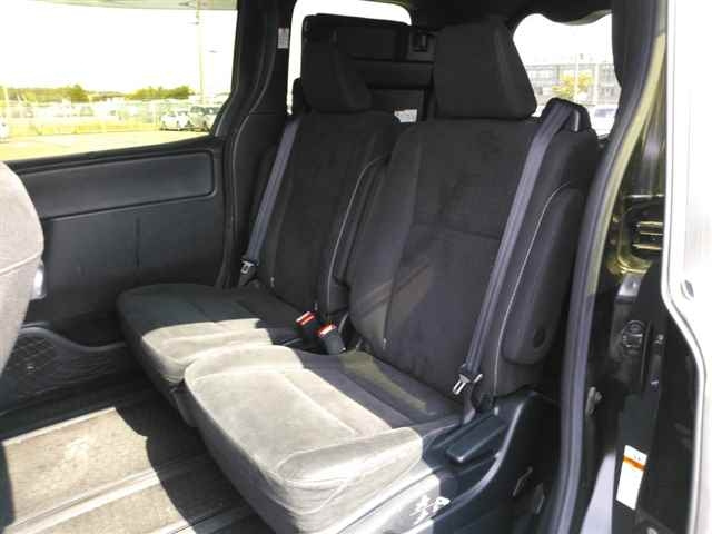 TOYOTA VOXY 2018