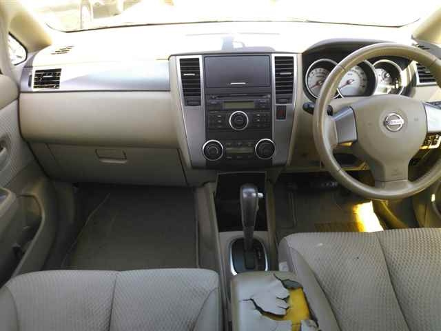 NISSAN TIIDA 2008