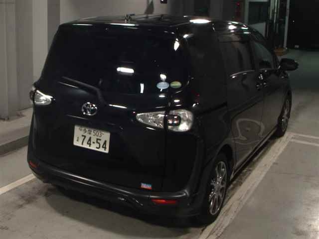 TOYOTA SIENTA 2018