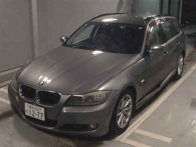 BMW 3 SERIES 2011