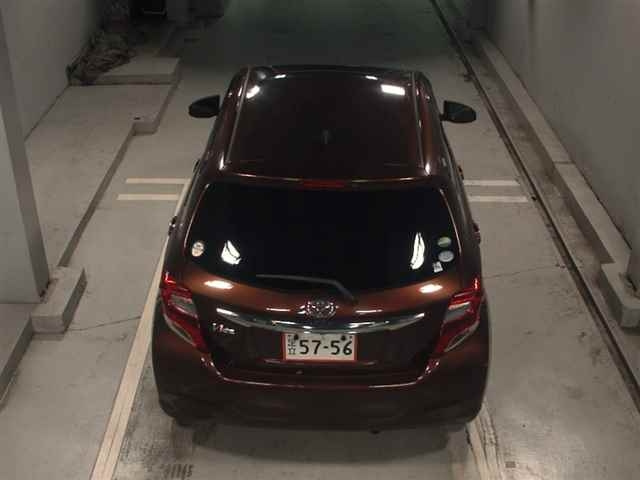 TOYOTA VITZ 2014