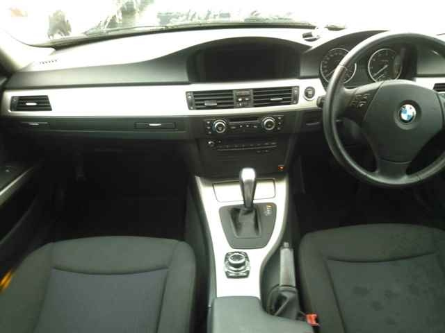 BMW 3 SERIES 2011