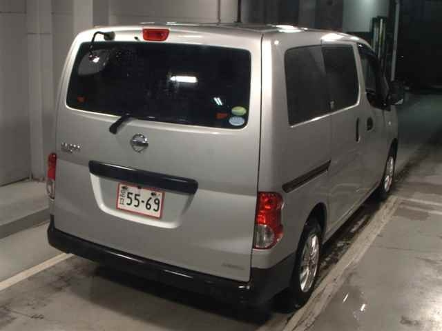 NISSAN NV200 2018