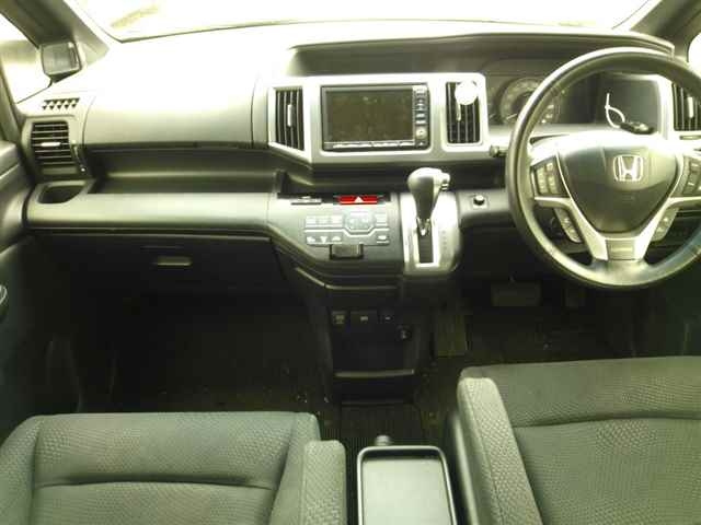 HONDA STEP WAGON 2012