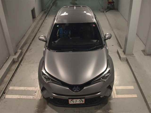 TOYOTA C-HR 2017