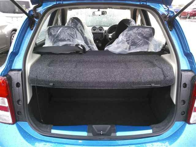 NISSAN MARCH 2010