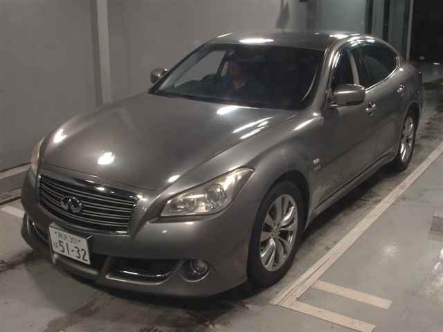NISSAN FUGA 2011