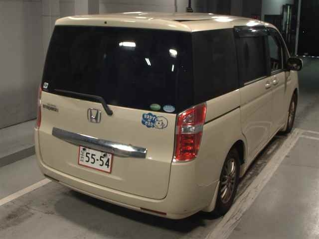 HONDA STEP WAGON 2012
