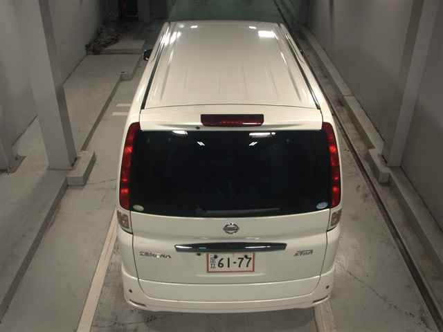 NISSAN SERENA 2010