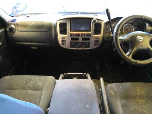 NISSAN CARAVAN VAN 2011
