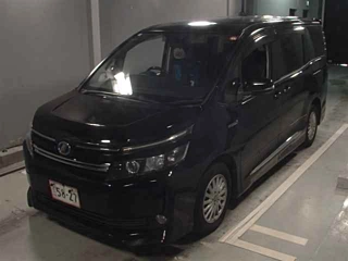 TOYOTA VOXY 2014