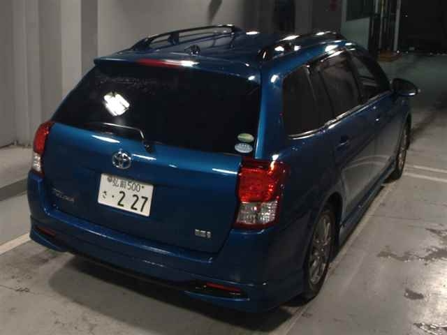 TOYOTA COROLLA FIELDER 2013