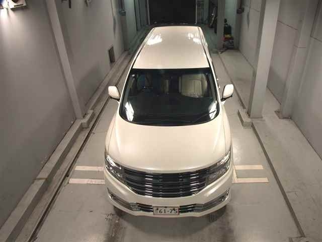 NISSAN ELGRAND 2012