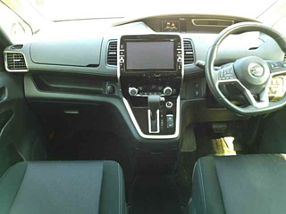 NISSAN SERENA 2017