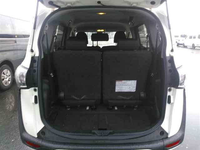 TOYOTA SIENTA 2020