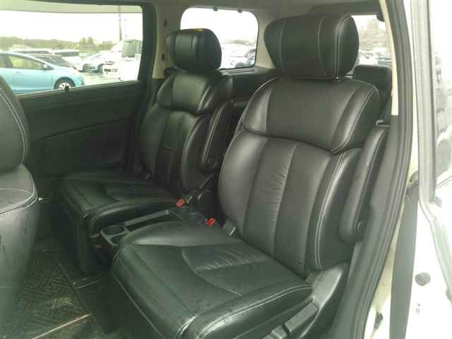 NISSAN ELGRAND 2012