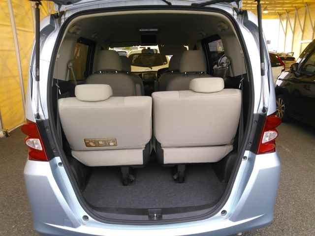 HONDA FREED 2009